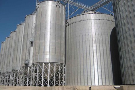 Silo comercial con fondo tolva FRAME