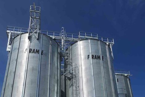 Silo comercial con fondo tolva FRAME